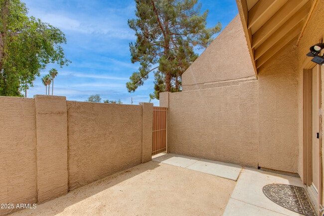 Building Photo - 7344 N 43rd Ave