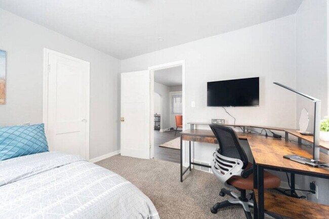 Foto del edificio - Newly Renovated Milwaukee Retreat - Minute...