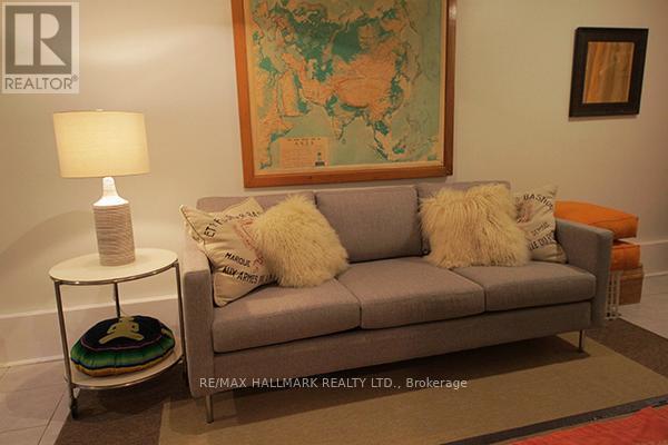 Building Photo - 266 Westmoreland Ave