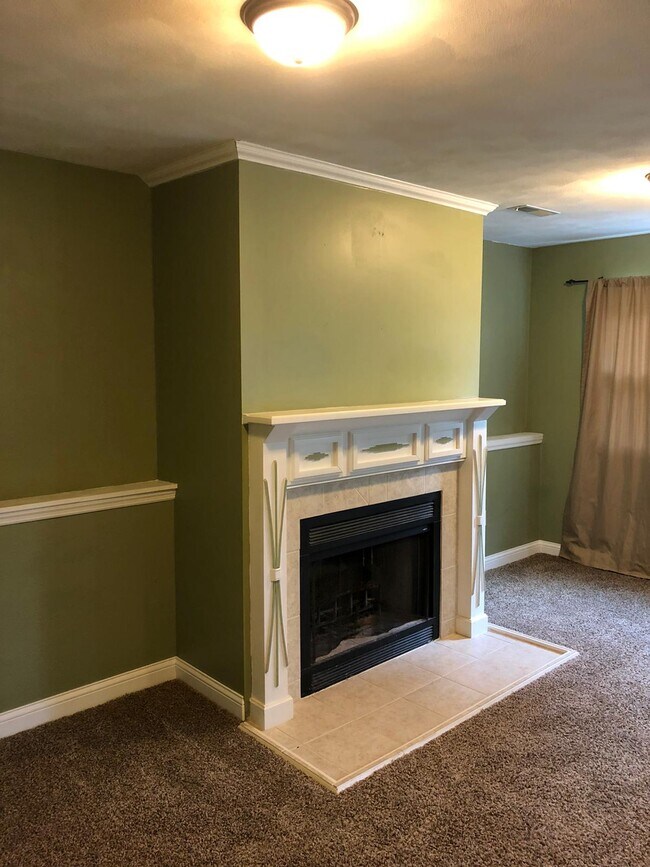 fireplace - 9 Cedar Ct