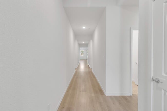 Building Photo - 8759 Summer Sun Way