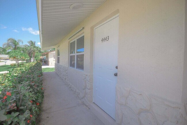 Foto del edificio - 4443 SE Beaver Ln