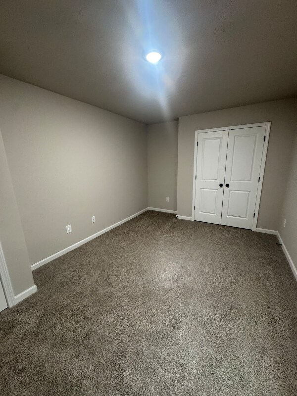 Foto del edificio - 7204 Stoney Wood Ln