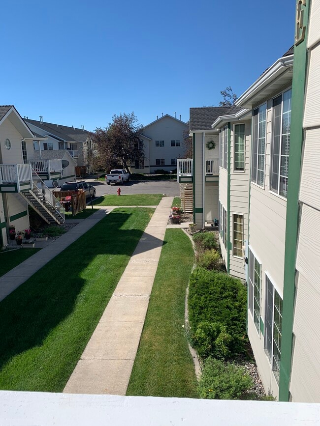 Building Photo - 1120 Longbow Ln