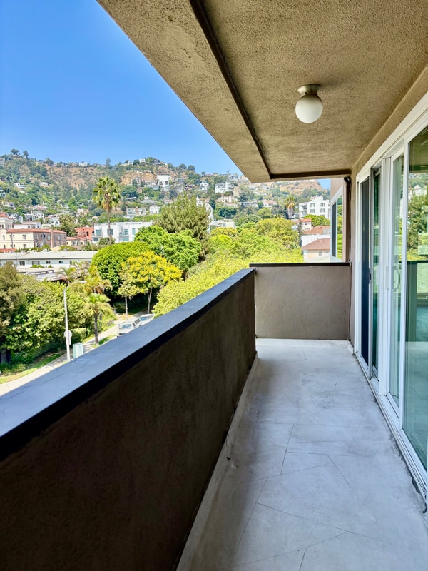 Foto del edificio - 1284 Havenhurst Dr