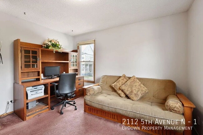 Building Photo - 2112 5th Ave N