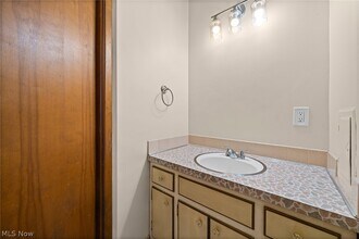 Building Photo - 14741 Indian Creek Dr