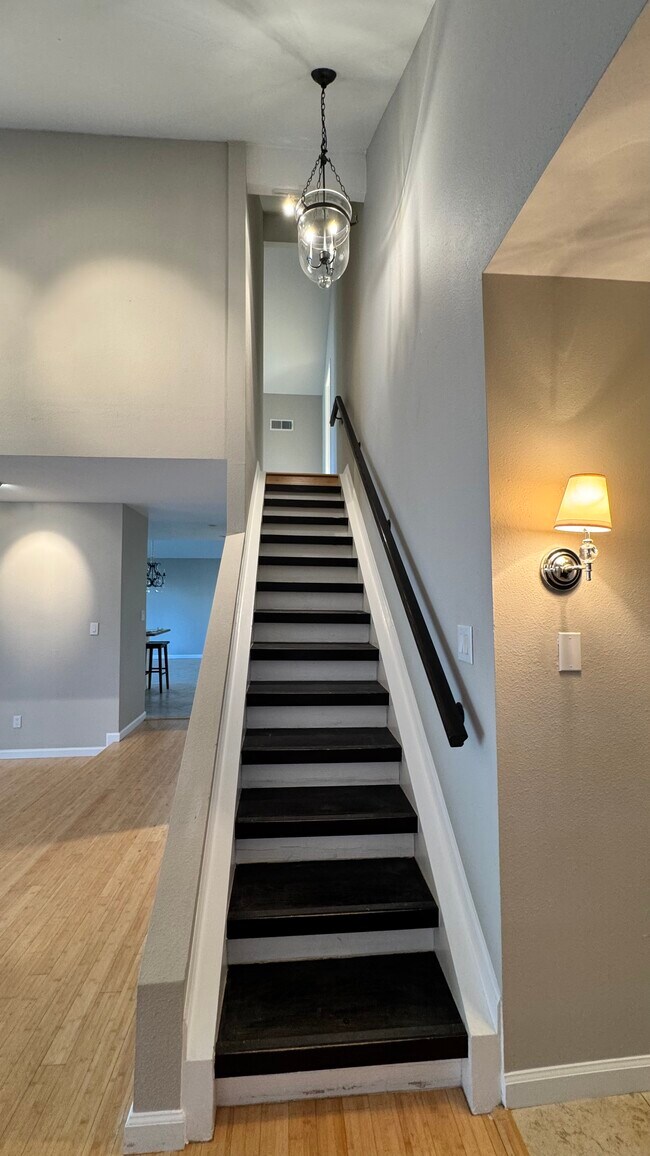 Foto del edificio - 2825 King Edward Dr