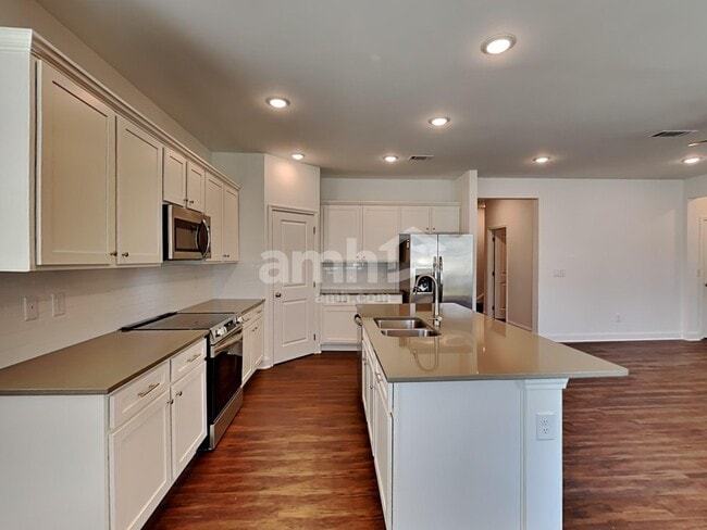 Building Photo - 4886 Pebble Bridge Wy