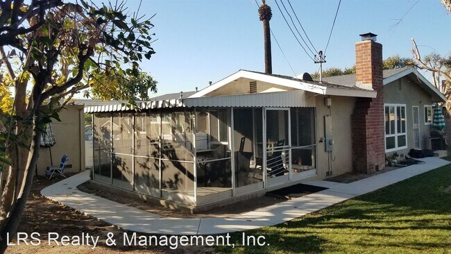 Building Photo - 3 br, 2 bath House - 1024 El Dorado Drive