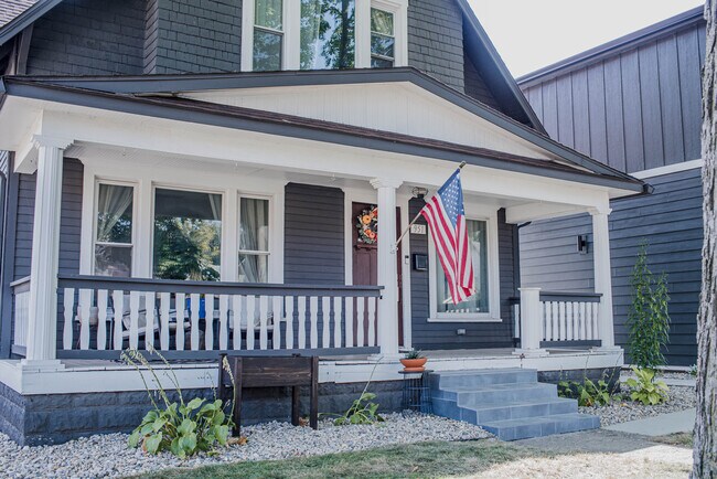 Foto del edificio - 951 Tecumseh St