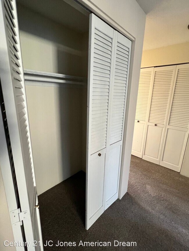 Foto del edificio - 2 br, 1 bath House - 727 SW Bridge Street #2B