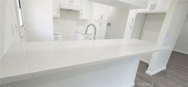 Foto del edificio - 1417 S Greenwood Ave