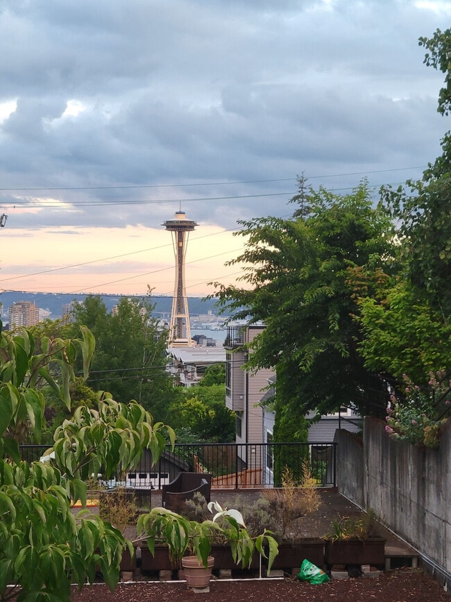 Foto del edificio - 1514 Bigelow Ave N