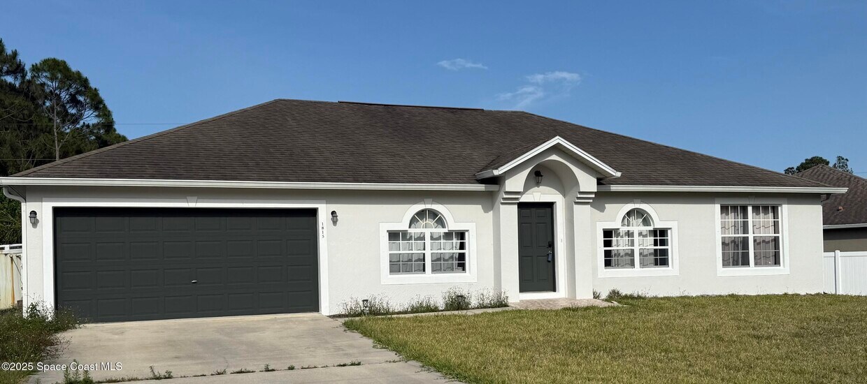 Foto principal - 1815 Dragon Rd SE