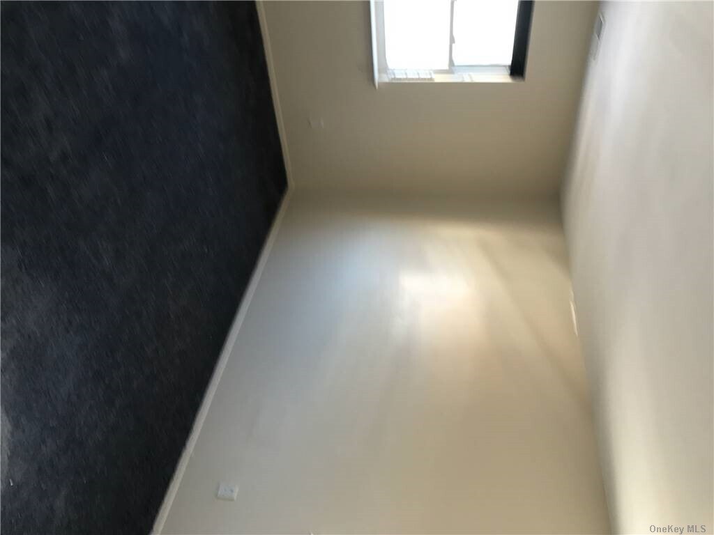 Foto principal - 136-21 222nd St
