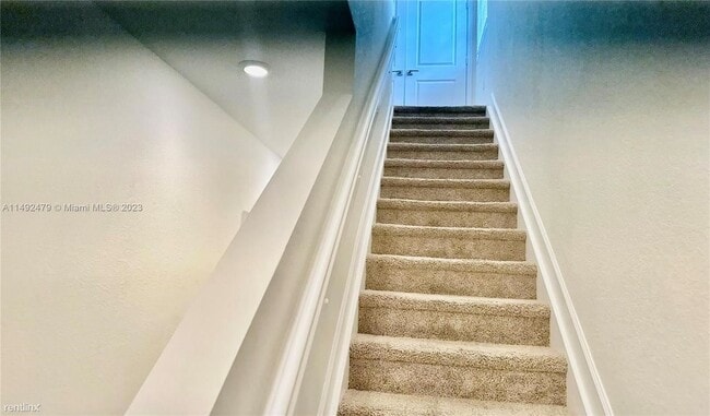 Foto del edificio - 3 br, 2.5 bath House - 1110 SW 6th Ct