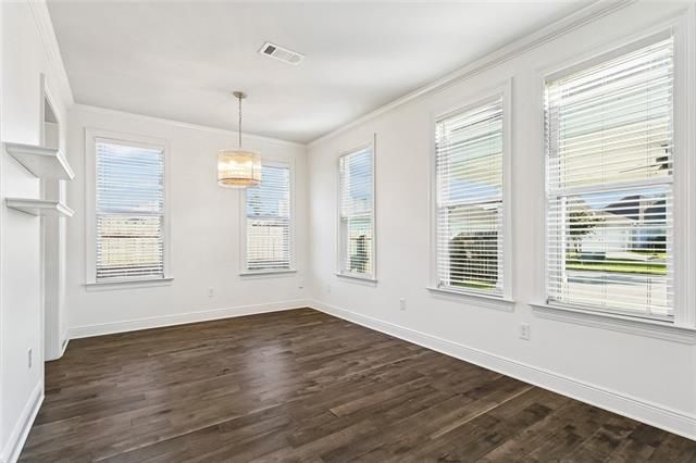 Foto del edificio - 1125 River Chase Dr