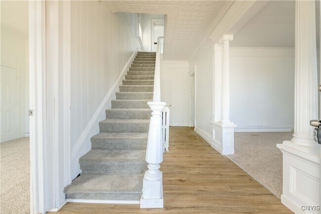 Foto del edificio - 50 E 4th St