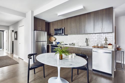 Foto del edificio - 5 Christopher Columbus Dr