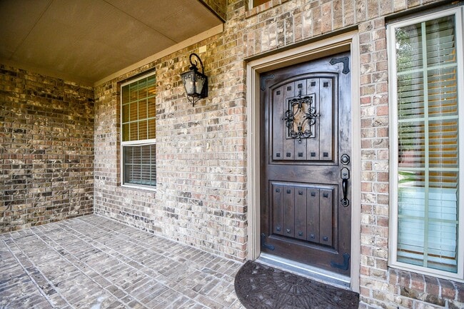 Building Photo - 5551 Mangrove Creek Ln