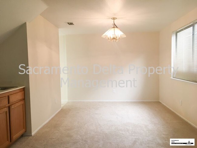 Building Photo - 6896 Calvine Rd