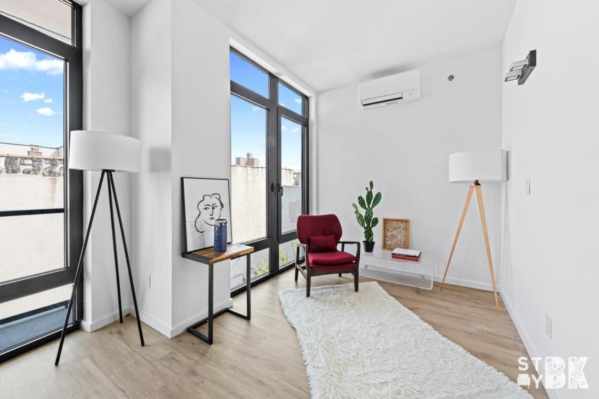 Foto principal - 1 bedroom in BROOKLYN NY 11221