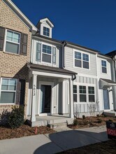 Building Photo - 5613 Edessa Ave