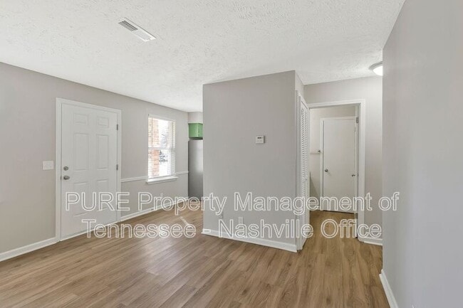 Foto del edificio - 215C Prince Ave