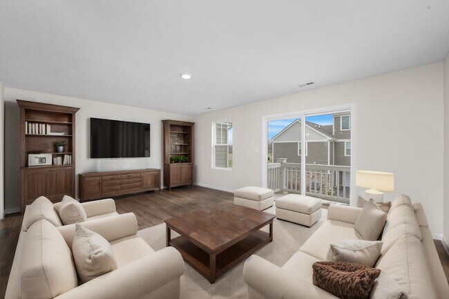 Building Photo - 146 Goldenrod Dr