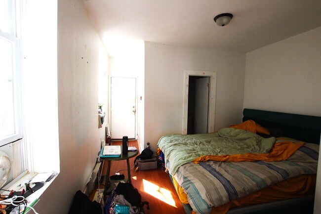 Foto del edificio - Spacious studio in a great area in Fishtown