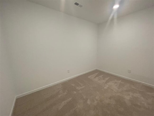 Building Photo - 1433 Ben Park Way
