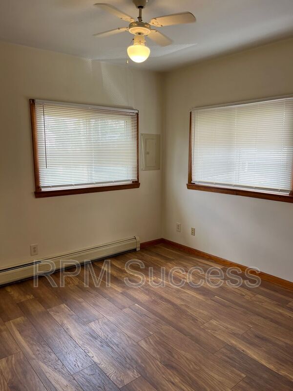 Foto del edificio - 1014 Braley Rd