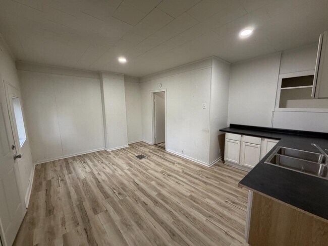 Foto del edificio - 2900 S 13th St