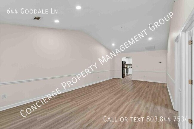 Foto del edificio - 644 Goodale Ln