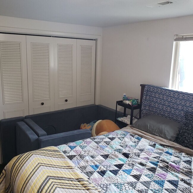 Building Photo - 1B/1B Pet Friendly Apartment South of BYU