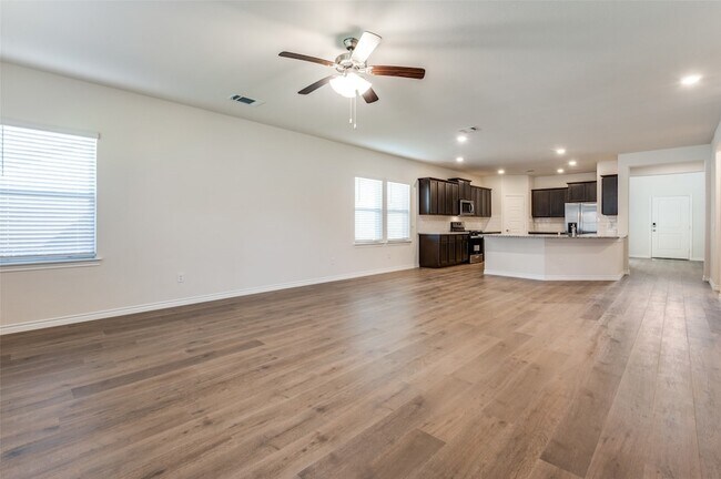 Foto del edificio - 7221 Headingham Wy