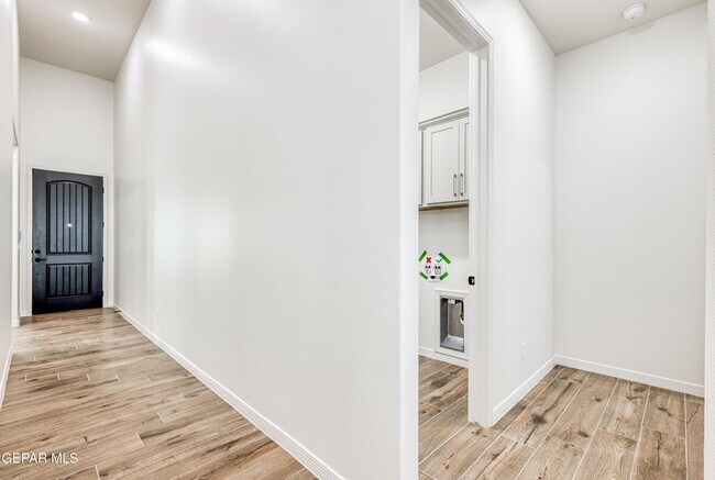 Building Photo - 3821 Aspire Pl