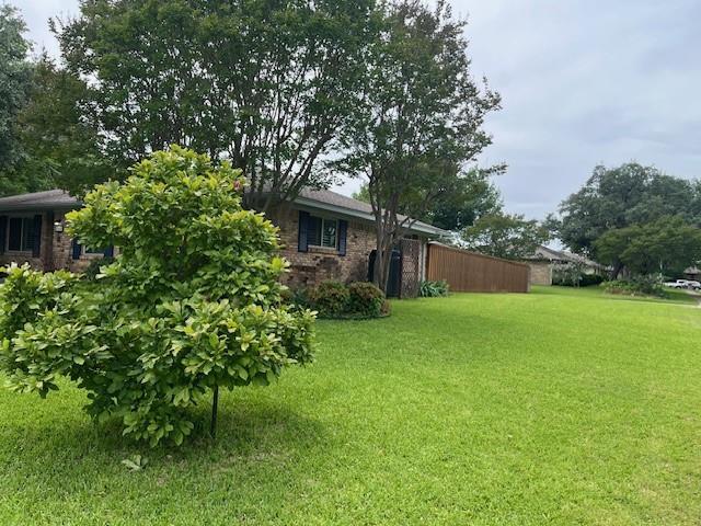 Building Photo - 2701 Chadwick Dr