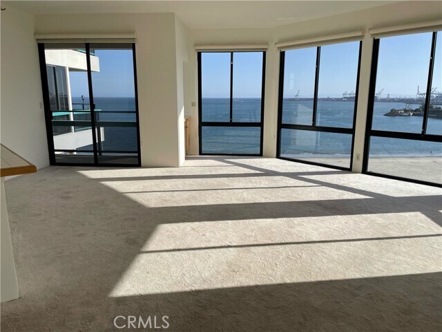 Building Photo - 1310 E Ocean Blvd