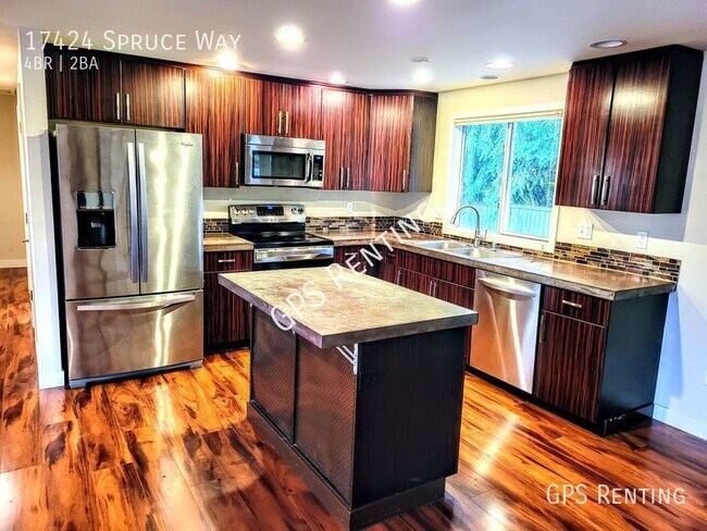 Foto del edificio - 4bd Updated Rambler in Lynnwood