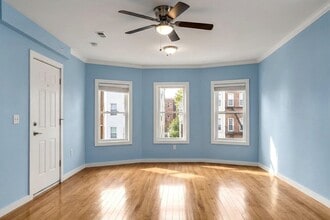 Building Photo - 247 Pilgrim Ave