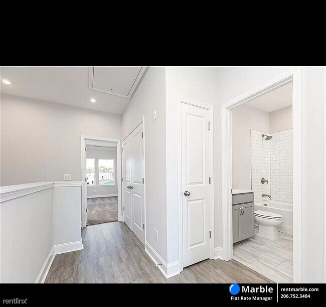 Foto del edificio - 3 br, 4 bath Townhome - 913 Colton Drive