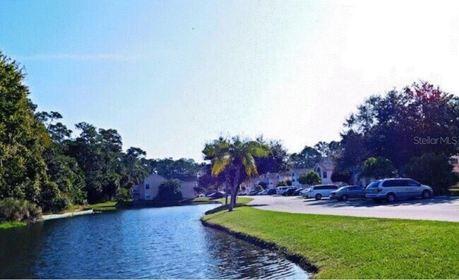 Foto del edificio - 2011 Royal Bay Blvd