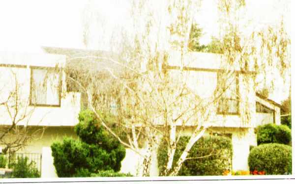 Building Photo - 1 Doris Ct