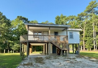 Building Photo - 646 Mill Creek Rd