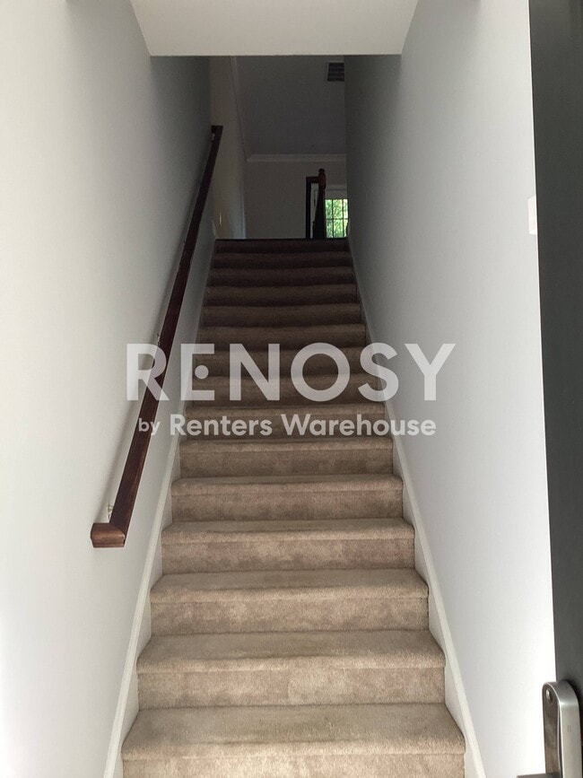 Building Photo - 2422 Tenor Ln