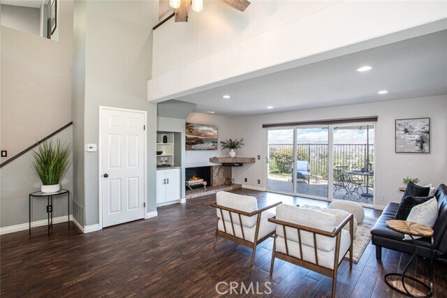 Foto del edificio - 7300 E Singingwood Dr