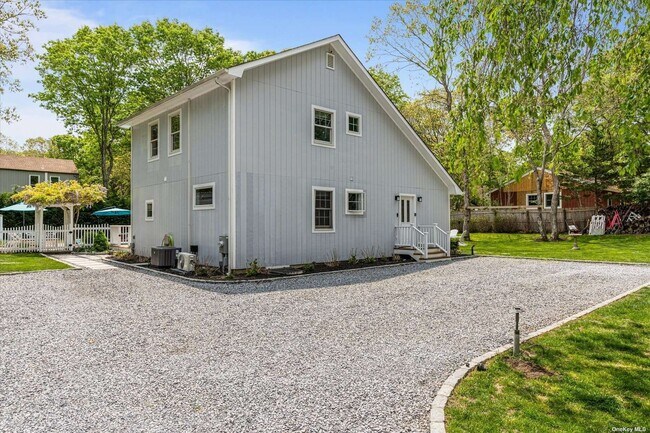 Building Photo - 28 Oceanview Ave