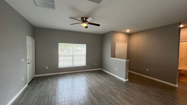 Building Photo - Be the FIRST to live in this Gorgeous, BRA...
